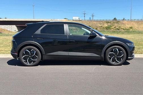 Abyss Black 2024 Hyundai IONIQ 5 SEL