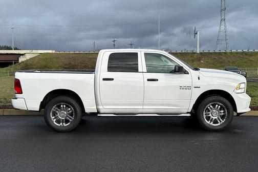 2016 RAM 1500 Tradesman/Express