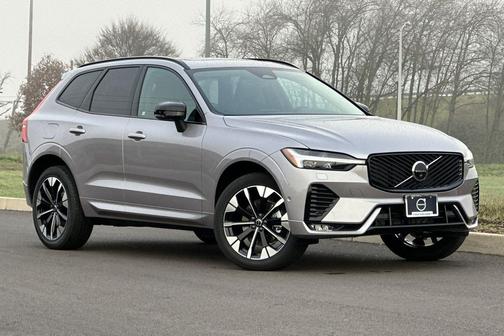 Aurora Silver 2026 Volvo XC60 B5 Plus