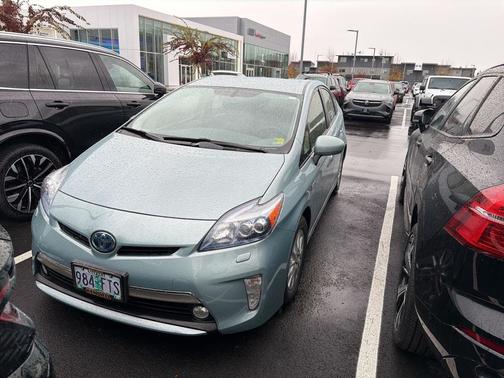 2012 Toyota Prius Plug-in Advanced