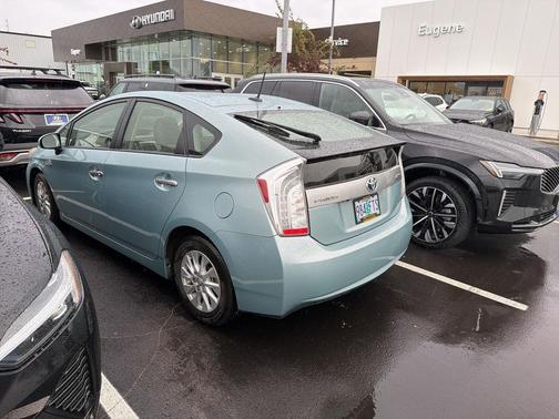 2012 Toyota Prius Plug-in Advanced
