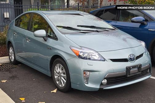 2012 Toyota Prius Plug-in Advanced