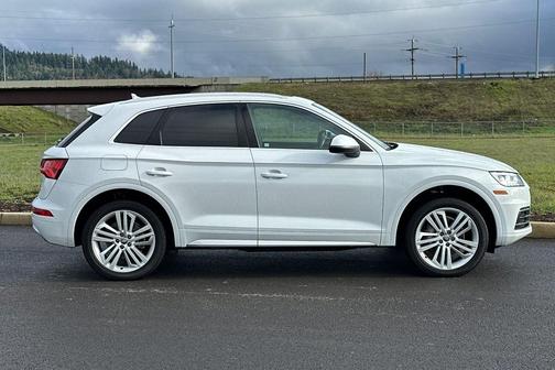 2019 Audi Q5 2.0T Premium Plus