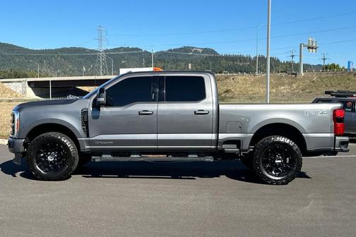 2023 Ford F-350 Lariat
