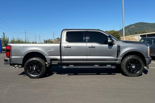2023 Ford F-350 Lariat