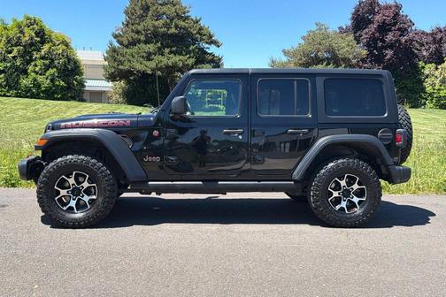 Black Clearcoat 2021 Jeep Wrangler Unlimited Rubicon
