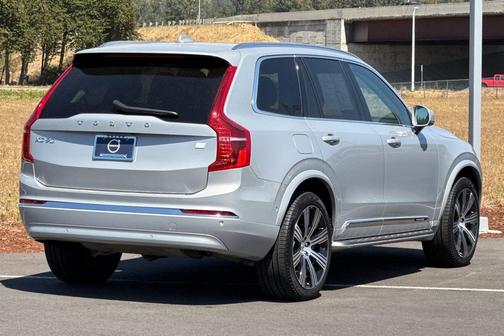 2024 Volvo XC90 Recharge Plug-In Hybrid T8 Plus 6-Seater