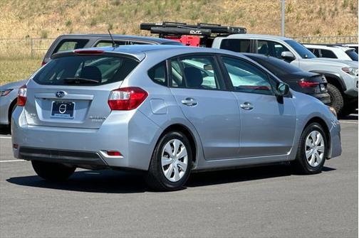 2016 Subaru Impreza 2.0i