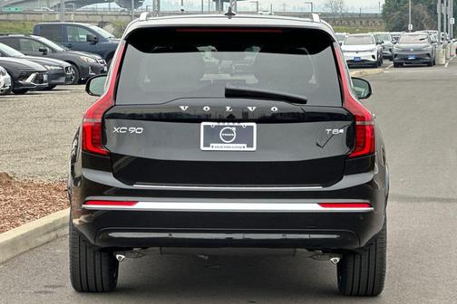 2026 Volvo XC90 Plug-In Hybrid Ultra, T8 AWD, Electric/Gasoline, Bright, 7 Seats
