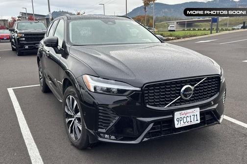 2025 Volvo XC60 B5 Plus