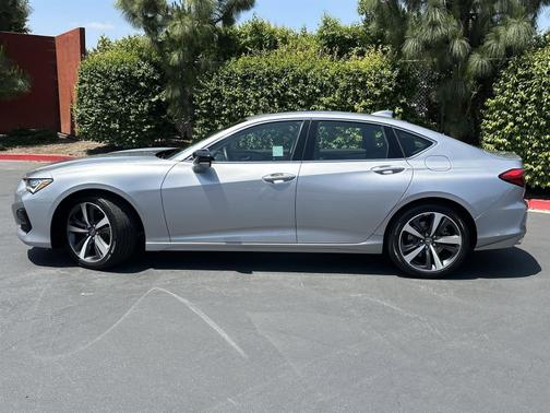 2025 Acura TLX