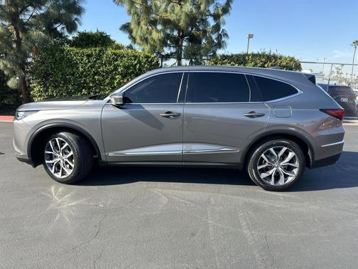 2023 Acura MDX 