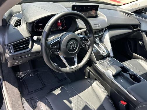 2025 Acura TLX 