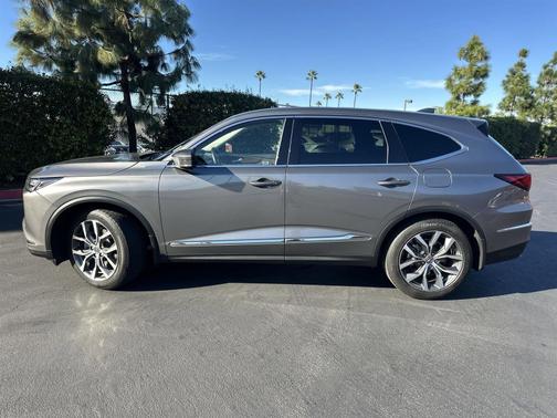 2023 Acura MDX 