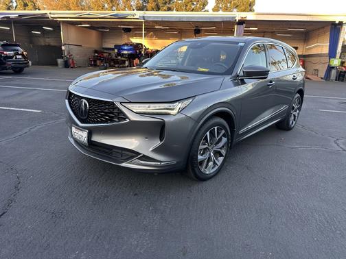 2023 Acura MDX 