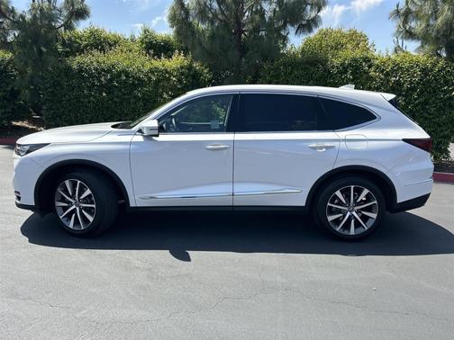 2025 Acura MDX 