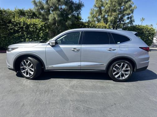 2023 Acura MDX 