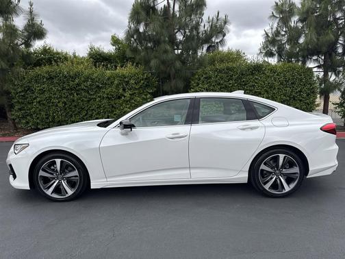 2025 Acura TLX
