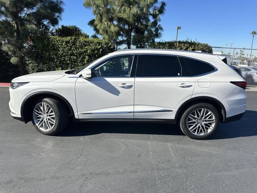 2023 Acura MDX 