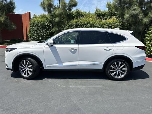 2025 Acura MDX 