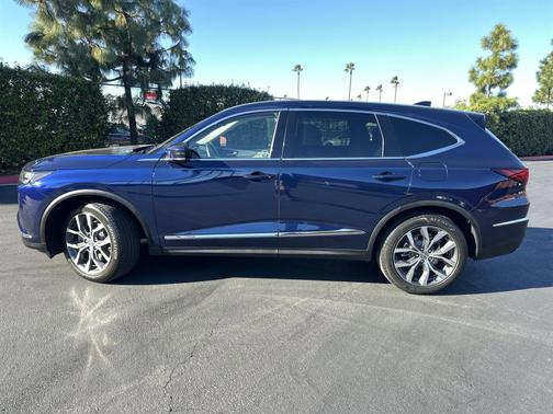 2023 Acura MDX 
