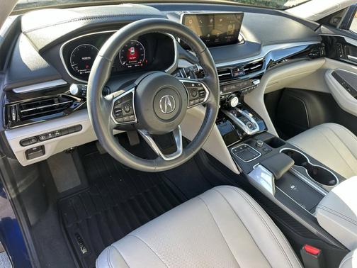 2023 Acura MDX 