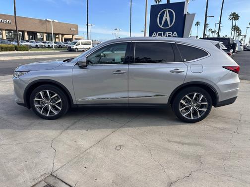 Lunar Silver Metallic 2023 Acura MDX