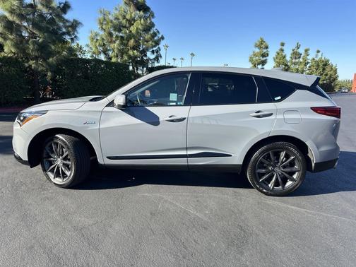 2025 Acura RDX 