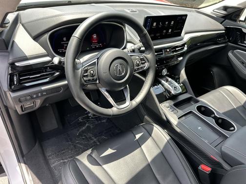 2025 Acura MDX