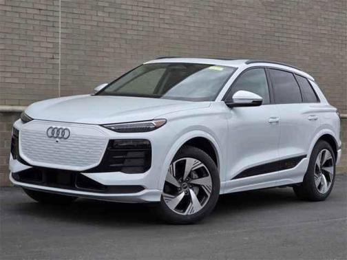 2025 Audi Q6 e-tron Premium
