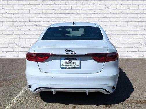 2024 Jaguar XF R-Dynamic SE