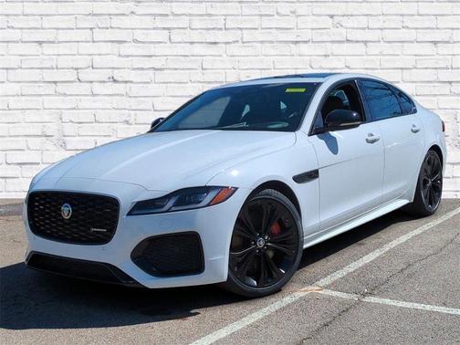 2024 Jaguar XF R-Dynamic SE