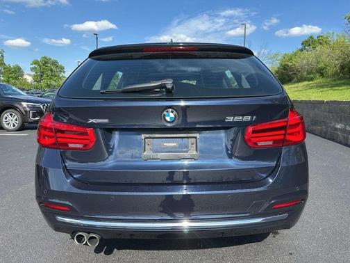 2016 BMW 328 i xDrive SULEV