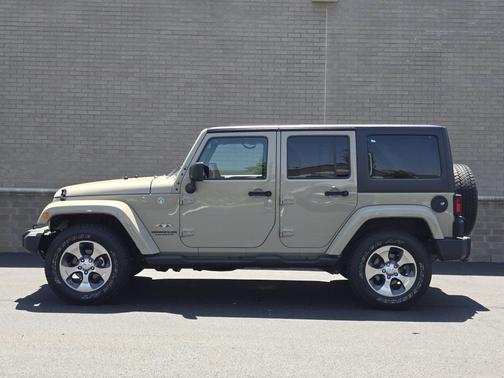 2017 Jeep Wrangler Unlimited Sahara