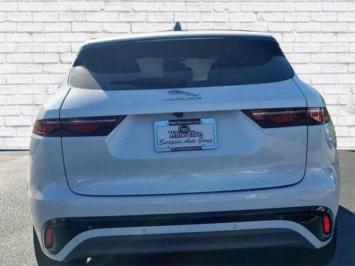 2024 Jaguar F-PACE P250 R-Dynamic S