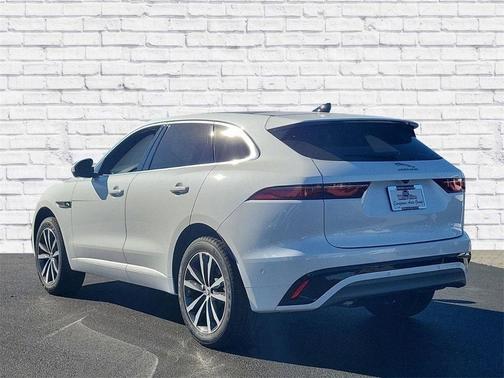 2024 Jaguar F-PACE P250 R-Dynamic S
