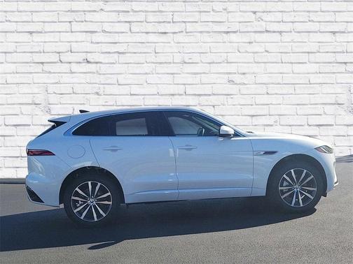2024 Jaguar F-PACE P250 R-Dynamic S