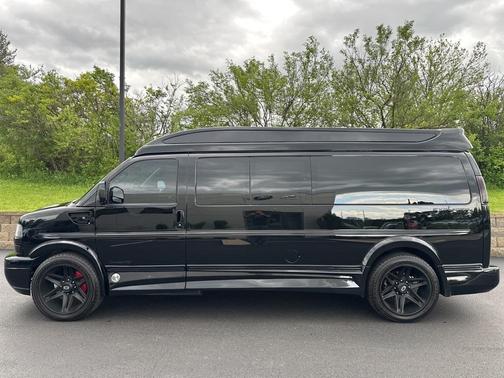2023 Chevrolet Express 2500 Work Van