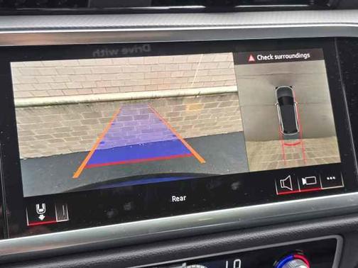 2025 Audi Q3 45 S line Premium