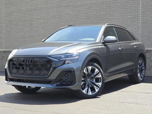 2025 Audi Q8 55 Premium