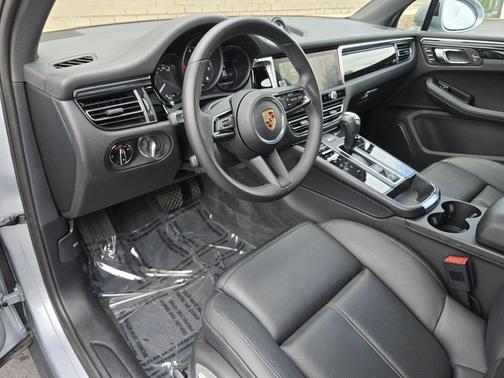 2024 Porsche Macan