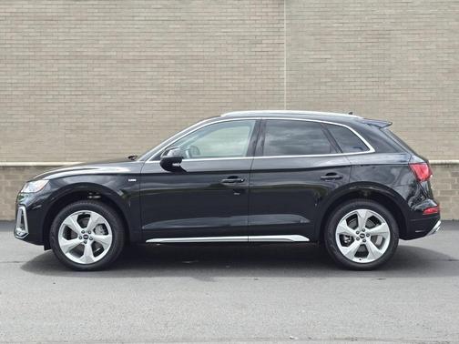 2025 Audi Q5 45 S line quattro Premium