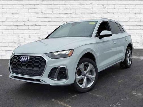 2025 Audi Q5 45 S line quattro Premium