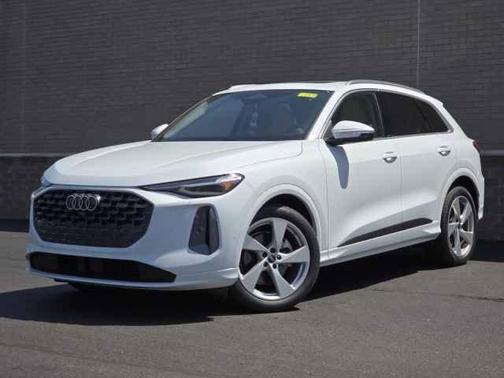 2025 Audi Q5 2.0T quattro Premium