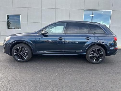 2025 Audi Q7 Premium Plus 55 TFSI quattro Tiptronic