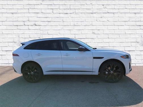 2025 Jaguar F-PACE P250 R-Dynamic S