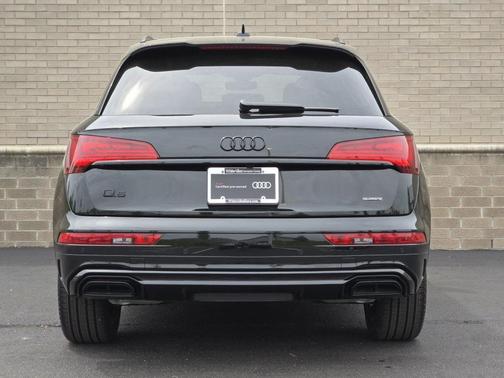 2025 Audi Q5 45 S line quattro Premium