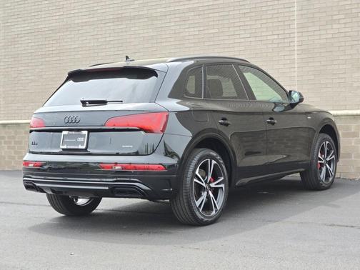 2025 Audi Q5 45 S line quattro Premium