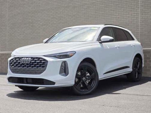 2025 Audi Q5 2.0T quattro Premium