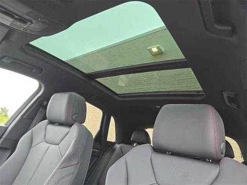 2025 Audi Q3 45 S line Premium
